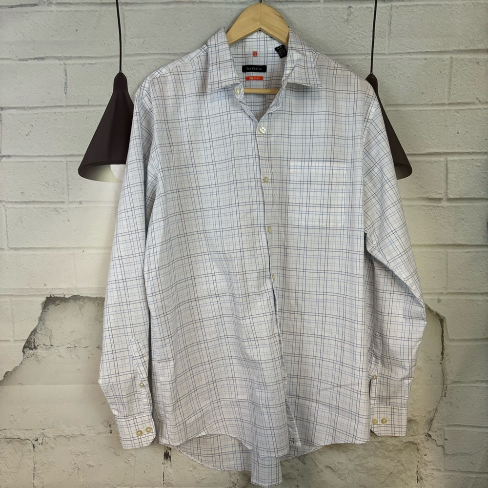 Men's Van Heusen Traveler Button Down Shirt